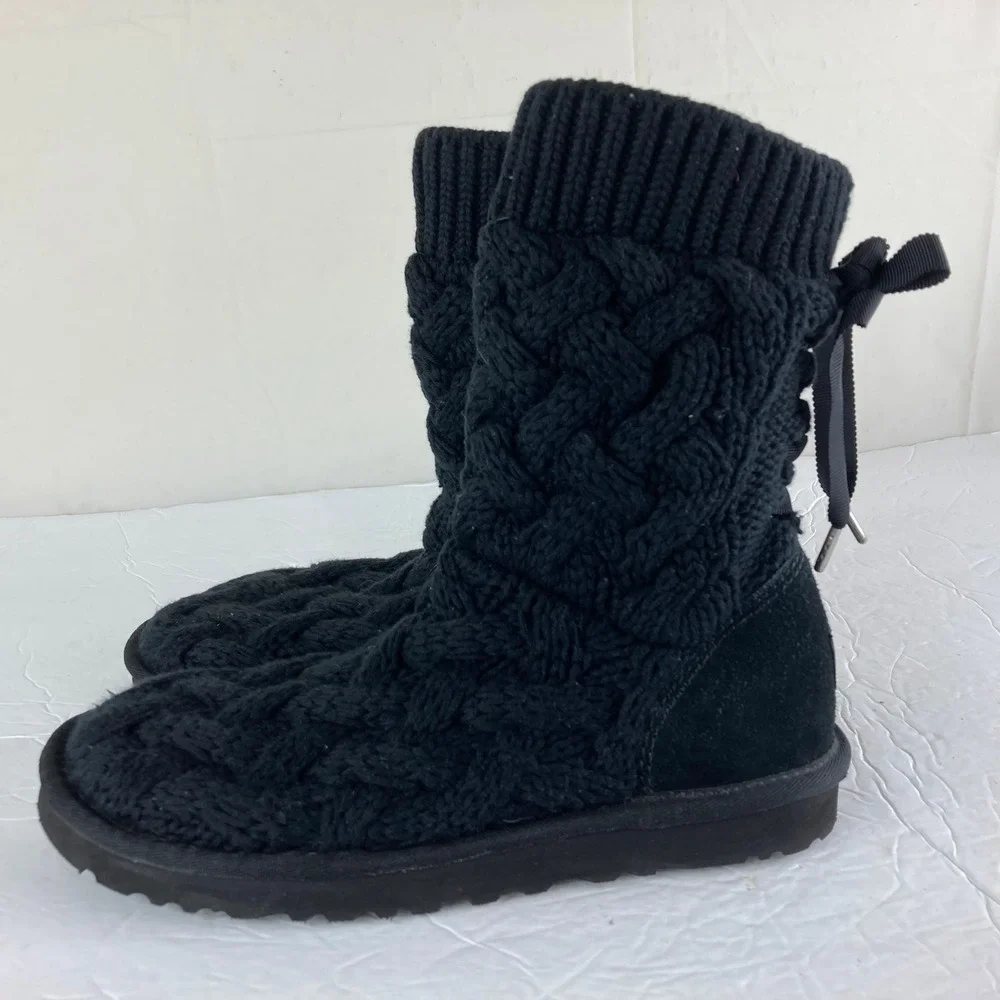 UGG Isla Knit Sweater Boots Womens 7 Ribbon Bow Chunky Cable Knit Designer